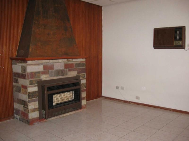 Front/6 Albert Avenue, Springvale VIC 3171