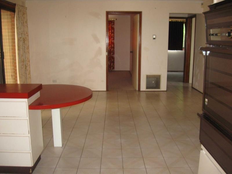 17 Murchison Crescent, Clayton South VIC 3169