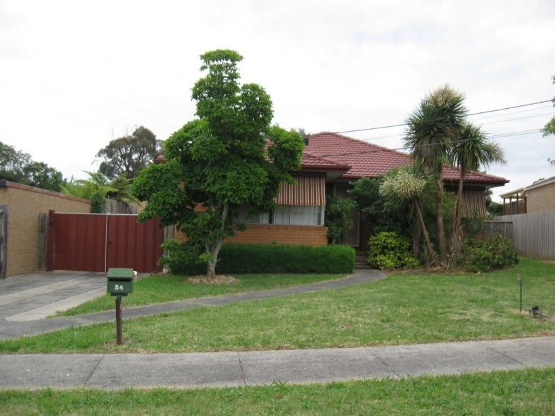 24 Ninevah Crescent, Wheelers Hill VIC 3150