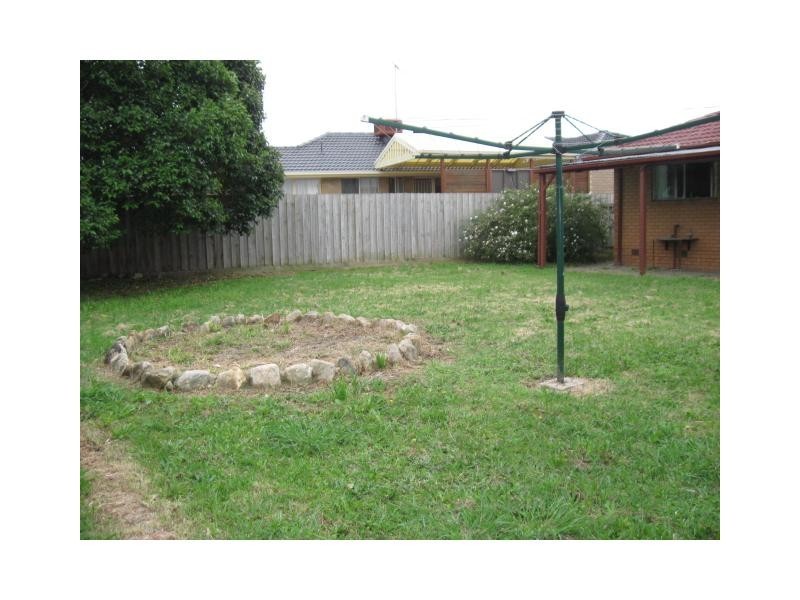 24 Ninevah Crescent, Wheelers Hill VIC 3150