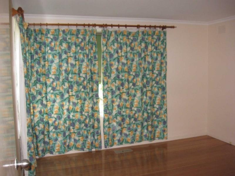 24 Ninevah Crescent, Wheelers Hill VIC 3150