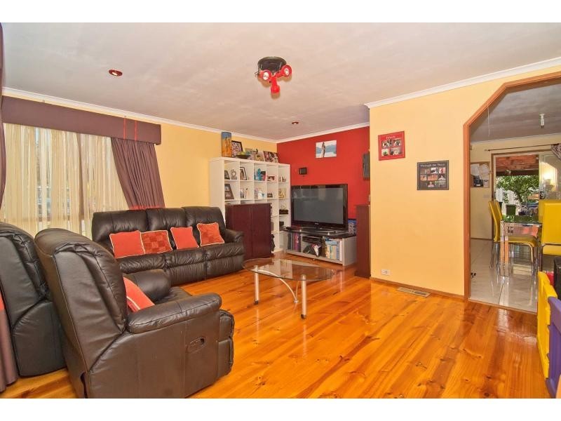 88 Shetland Street, Endeavour Hills VIC 3802