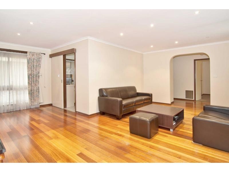 2 Haverbrack Drive, Mulgrave VIC 3170