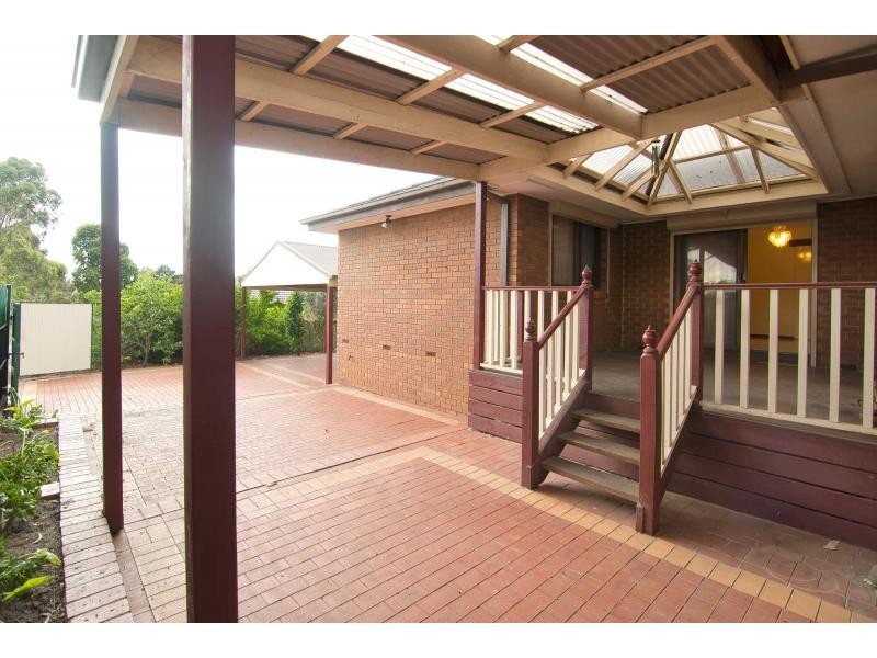 2 Haverbrack Drive, Mulgrave VIC 3170