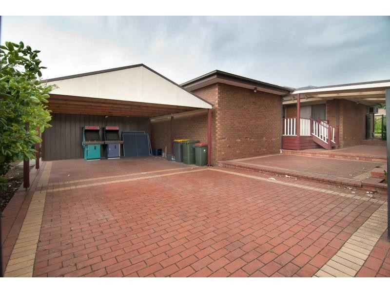 2 Haverbrack Drive, Mulgrave VIC 3170