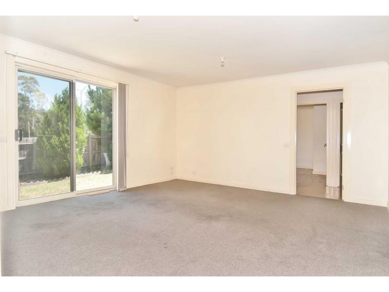 135 Pound Road, Hampton Park VIC 3976