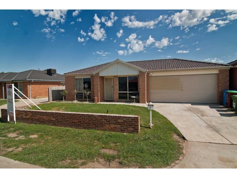 38 Merribah Way, Cranbourne West VIC 3977