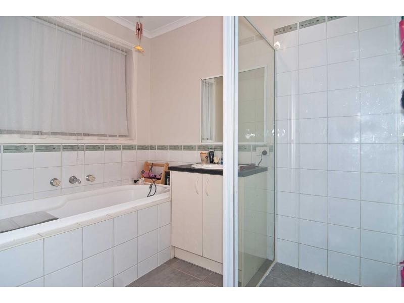 38 Merribah Way, Cranbourne West VIC 3977