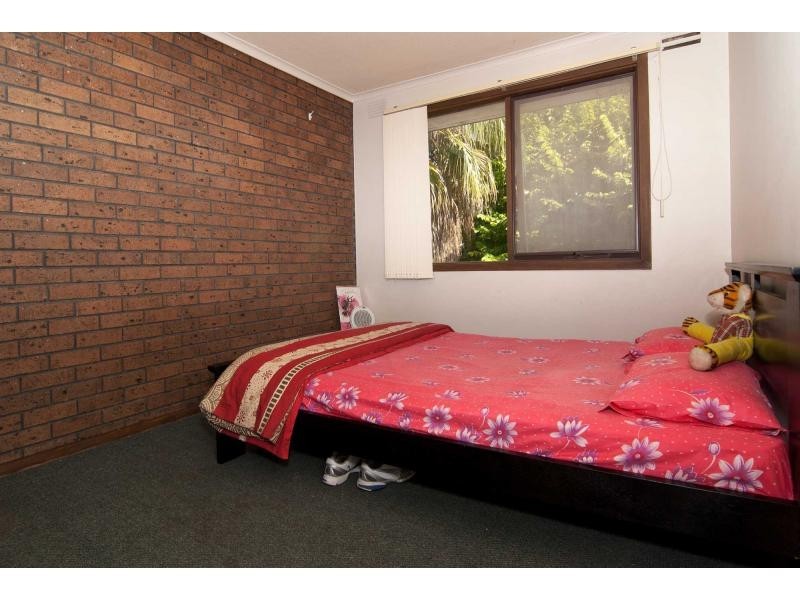 8 Dryandra Crescent, Keysborough VIC 3173