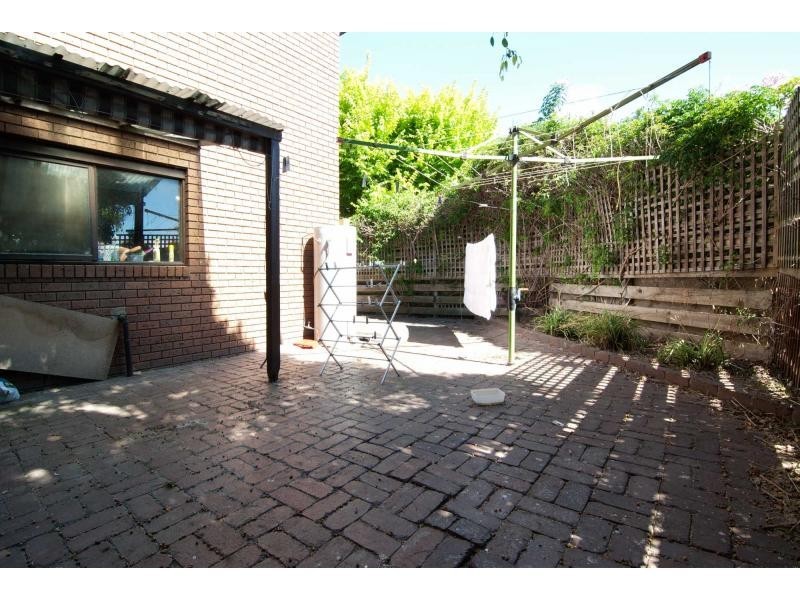 8 Dryandra Crescent, Keysborough VIC 3173