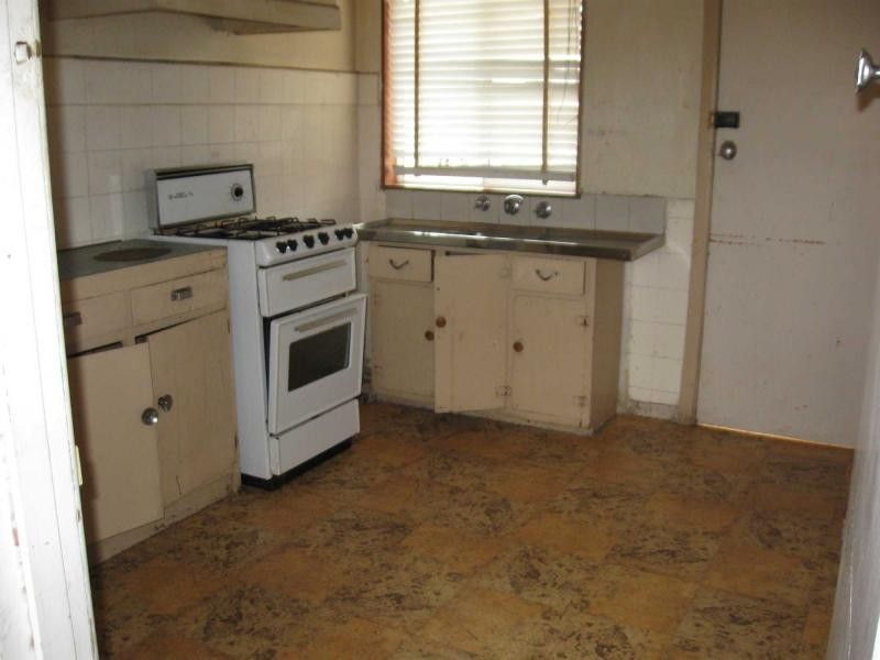 64 St Johns Avenue, Springvale VIC 3171