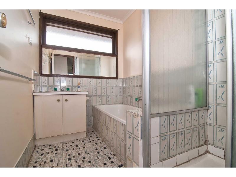 1/15 Hillcrest Grove, Springvale VIC 3171