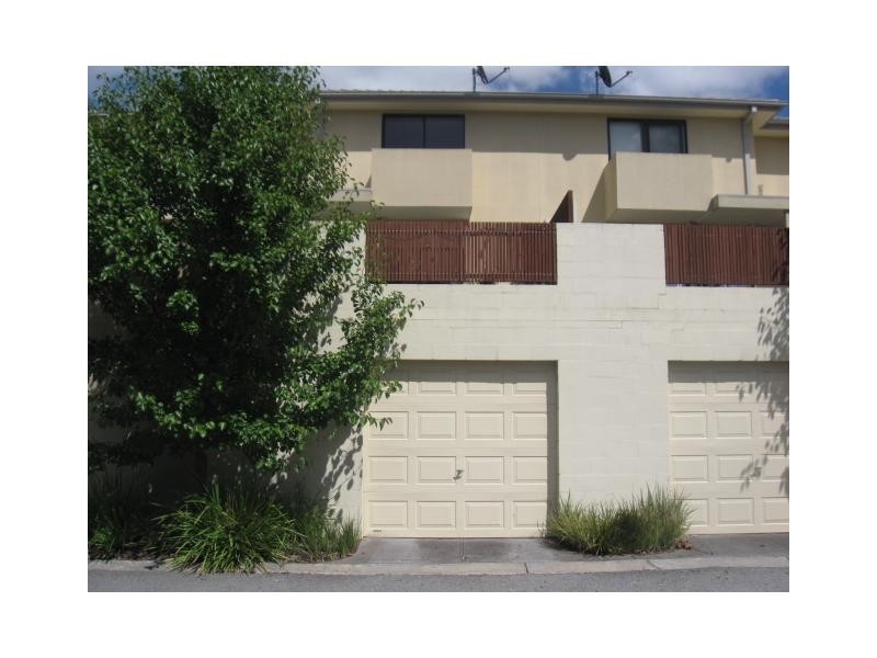 4 Leaf Court, Clayton VIC 3168