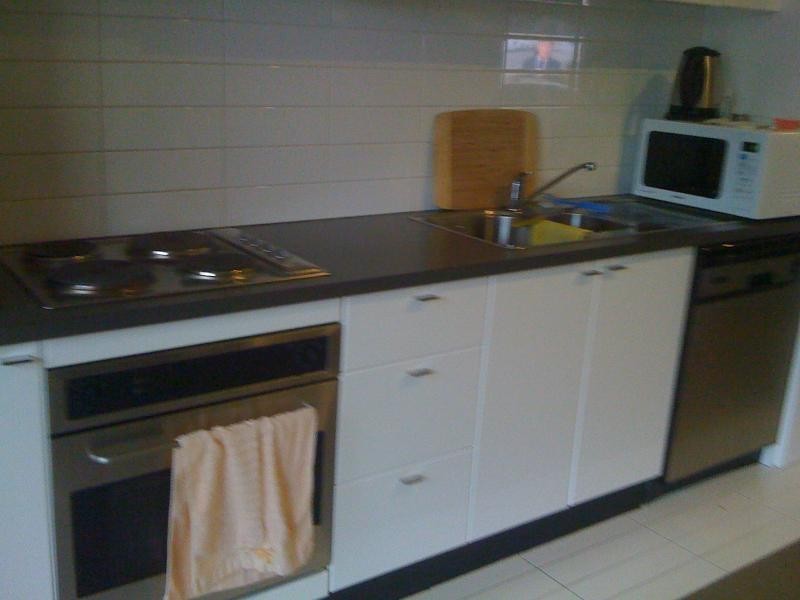 4 Leaf Court, Clayton VIC 3168