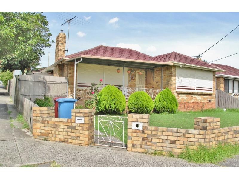 1 Emerald Drive, Springvale VIC 3171