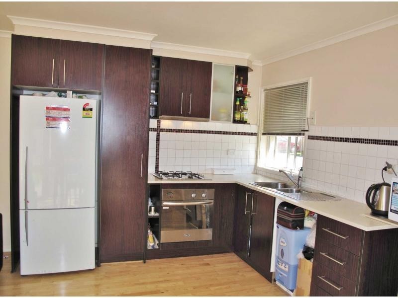 4/135-145 Athol Road, Springvale South VIC 3172