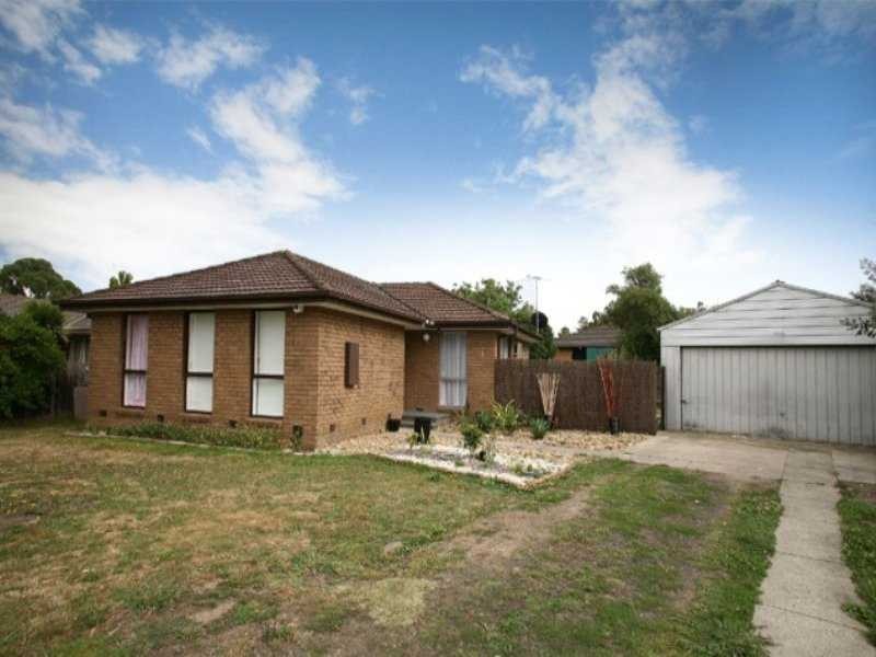 16 Trawalla Court, Hampton Park VIC 3976