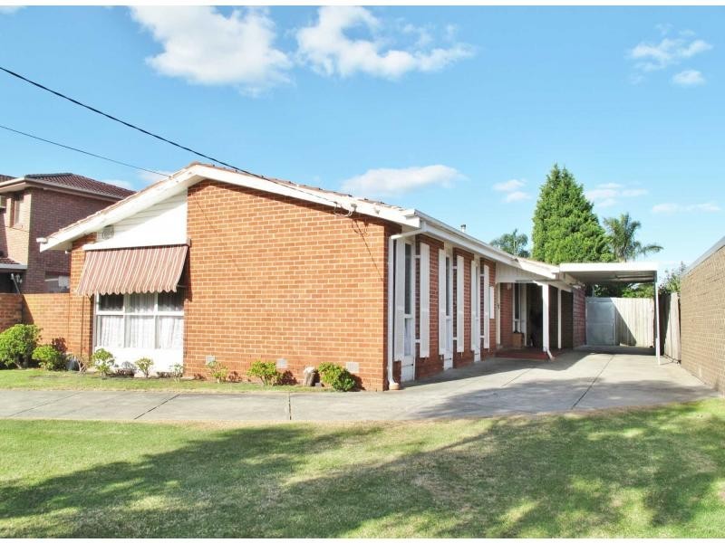 5 Cheviot Road, Keysborough VIC 3173