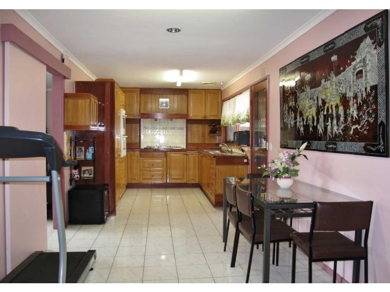 9 Ellt Crescent, Noble Park VIC 3174