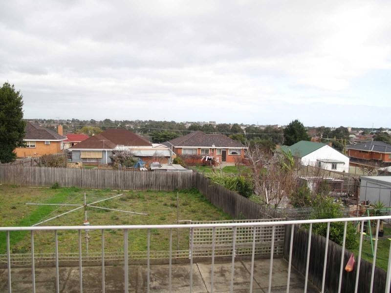 22 Gray Street, Springvale VIC 3171
