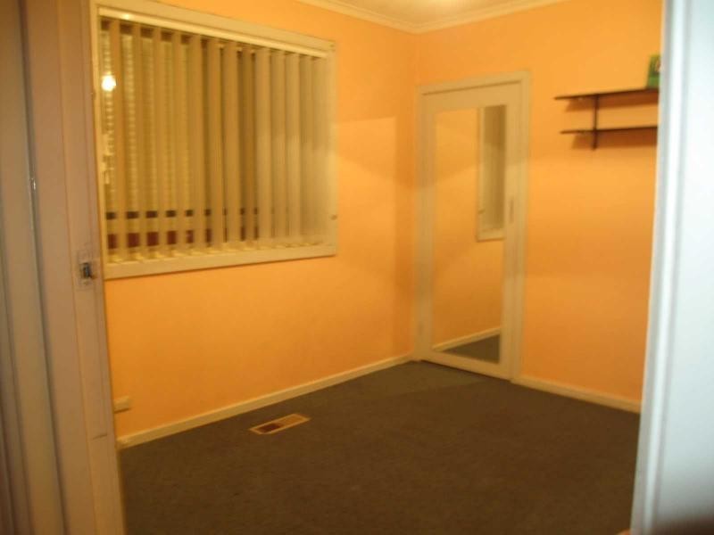 25 Elmbank Avenue, Keysborough VIC 3173