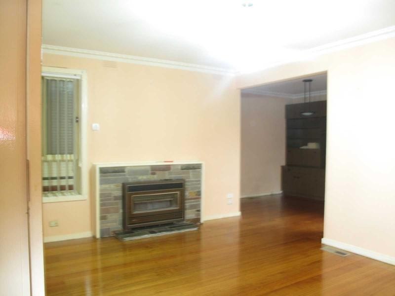 25 Elmbank Avenue, Keysborough VIC 3173