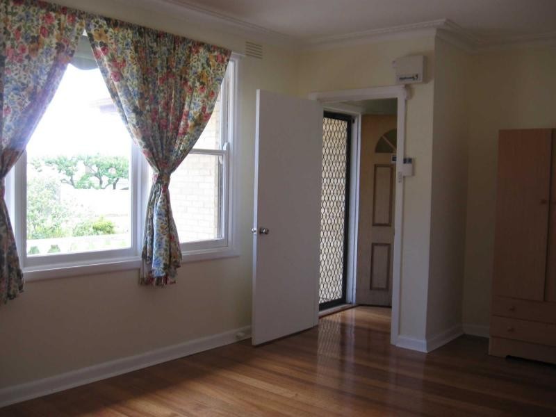 7 Stewart Road, Oakleigh East VIC 3166