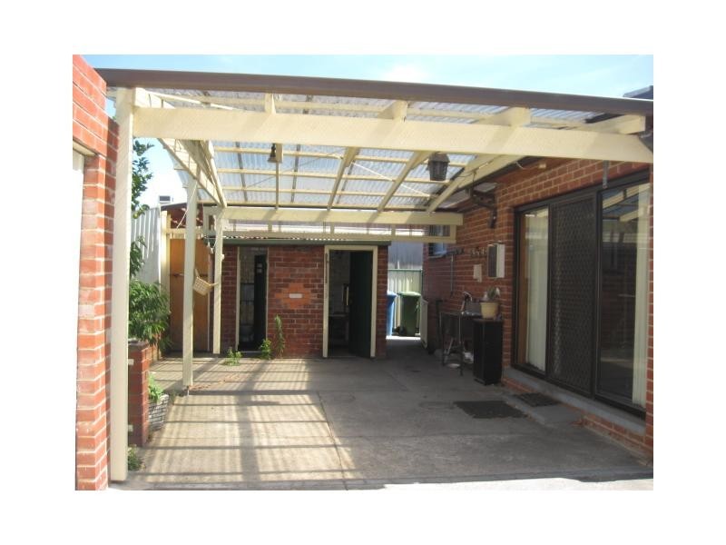 30 Balmoral Avenue, Springvale VIC 3171