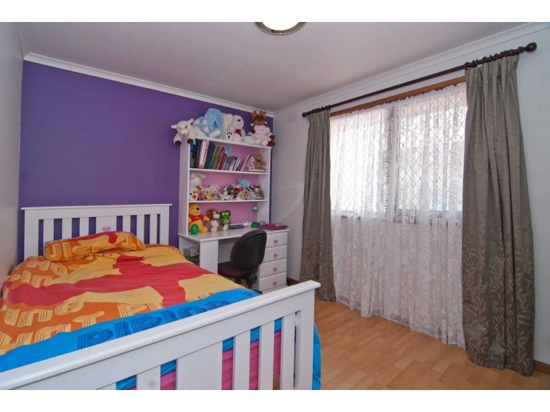 8 Fernbank Crescent, Mulgrave VIC 3170