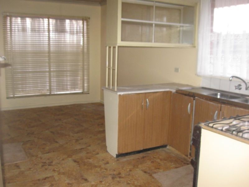 11 Bournemouth Avenue, Springvale VIC 3171