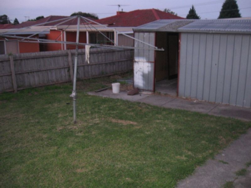 11 Bournemouth Avenue, Springvale VIC 3171