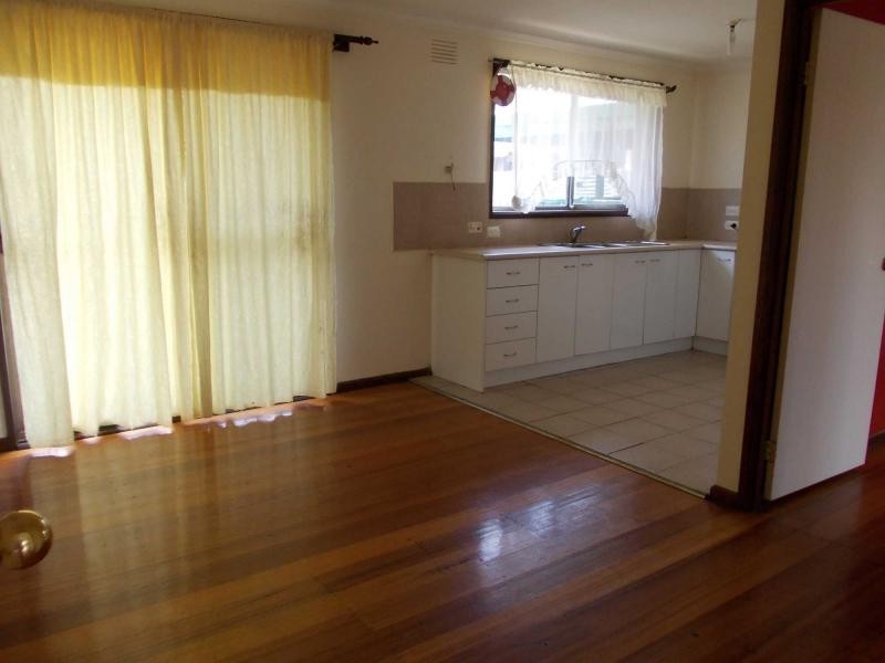 39 Spring Road, Springvale VIC 3171