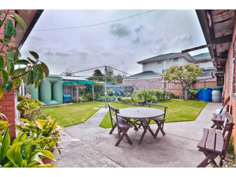 63 Lewis Street, Springvale VIC 3171