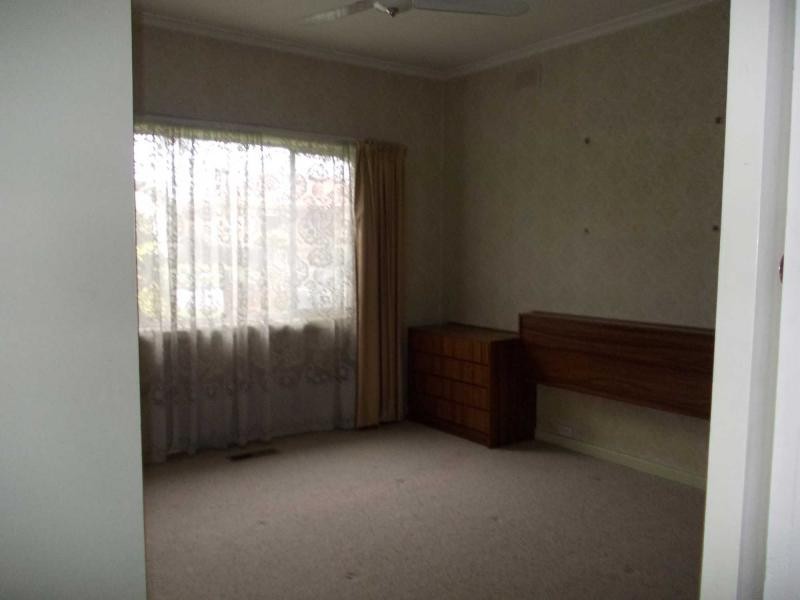 5 Boonah Avenue, Springvale VIC 3171