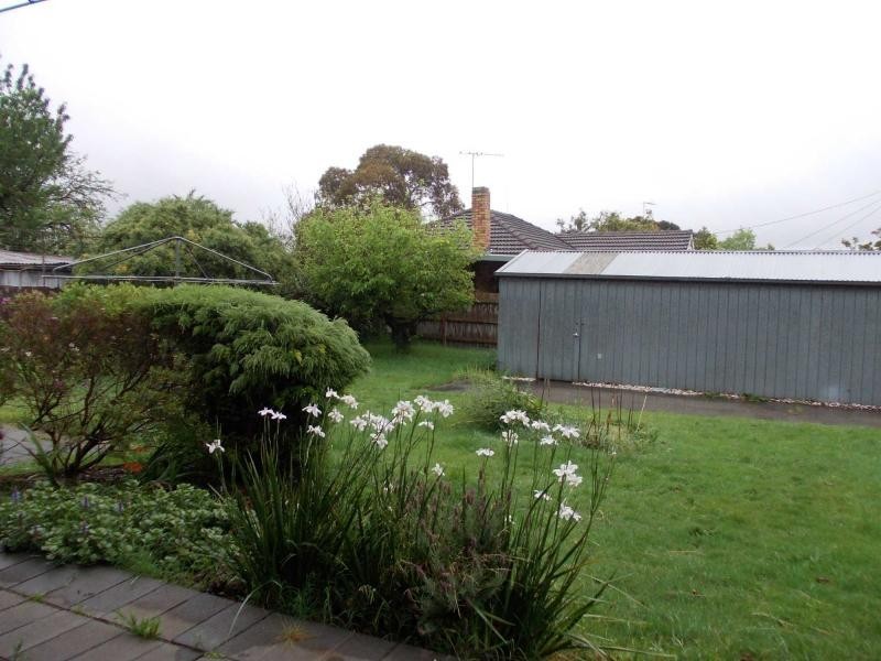 5 Boonah Avenue, Springvale VIC 3171