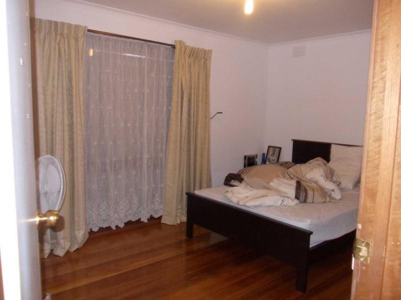 36 Spring Valley Drive, Clayton South VIC 3169