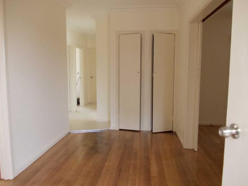 27 Gunther Avenue, Springvale VIC 3171