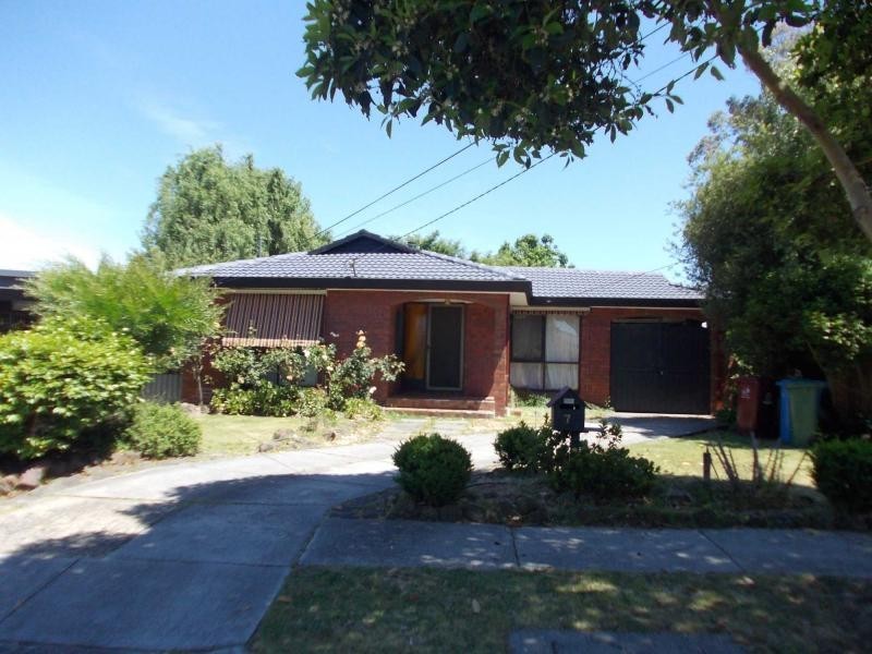 7 Rowena Court, Keysborough VIC 3173
