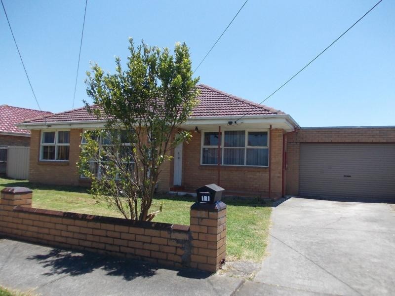 11 Vardon Street, Springvale VIC 3171