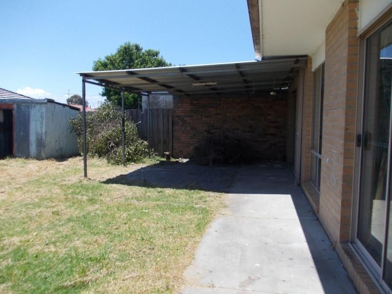 11 Vardon Street, Springvale VIC 3171