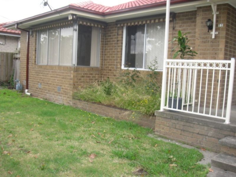 Front/11 Wingala Avenue, Keysborough VIC 3173