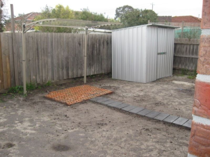 2/2 Kirribilli Avenue, Keysborough VIC 3173