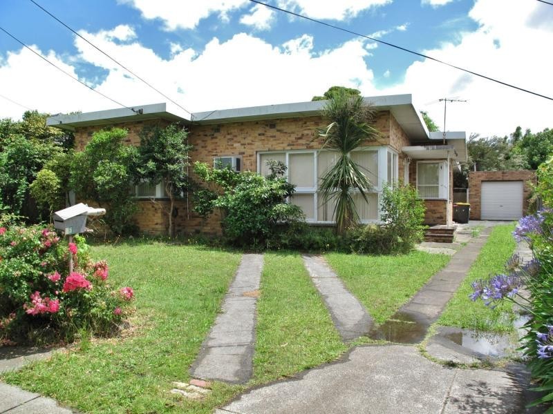 35 Dennis Street, Clayton VIC 3168
