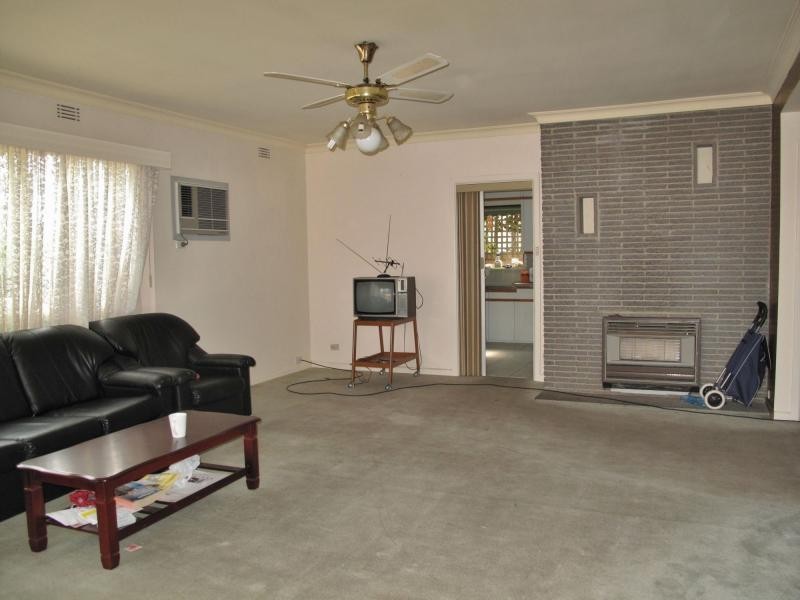 35 Dennis Street, Clayton VIC 3168