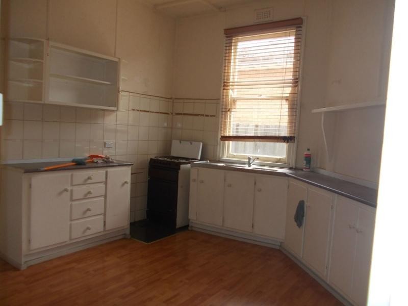 82 View Road, Springvale VIC 3171