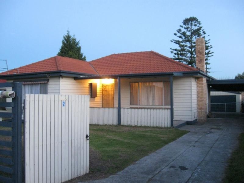 2 Sharon Road, Springvale VIC 3171