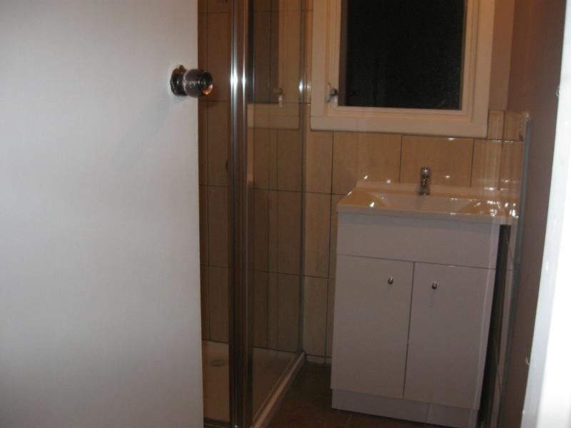 2 Sharon Road, Springvale VIC 3171