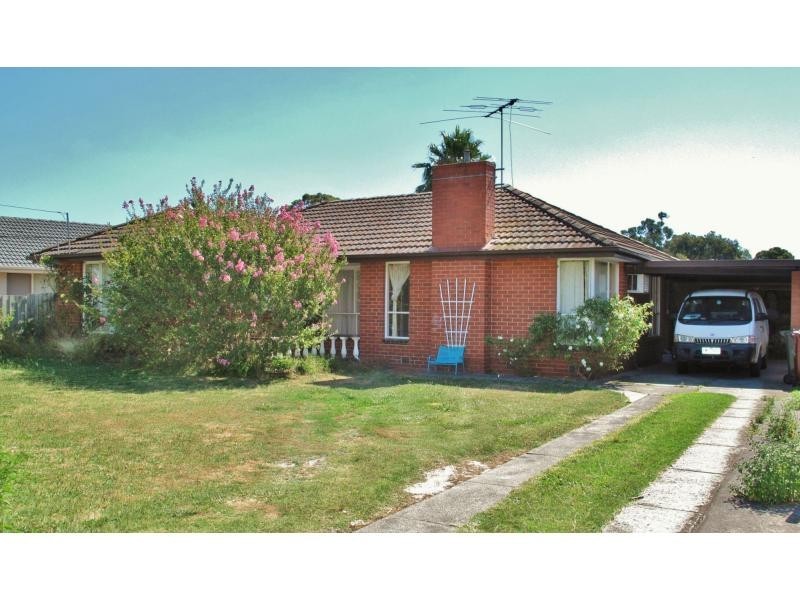 8 York Court, Keysborough VIC 3173