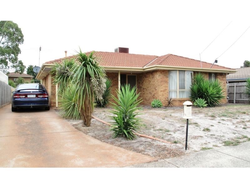 64 Hall Road, Carrum Downs VIC 3201