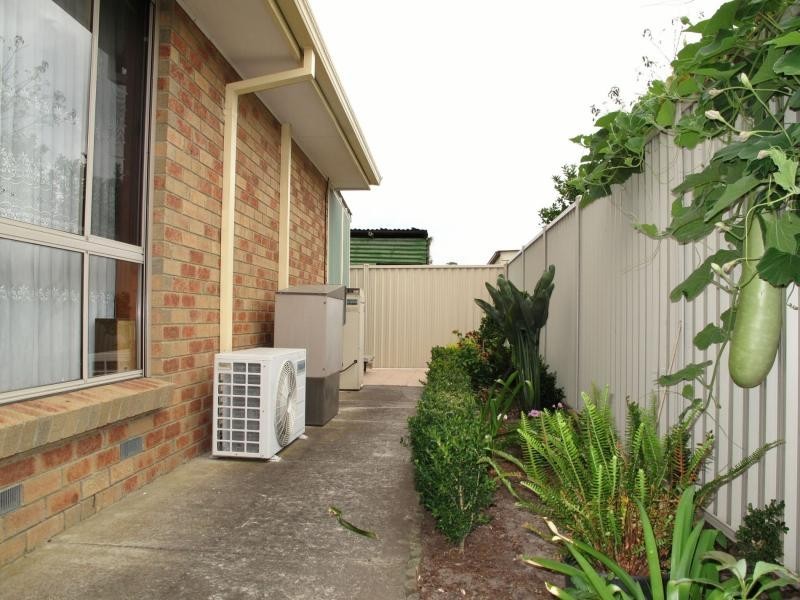 2/5 Alma Court, Springvale VIC 3171